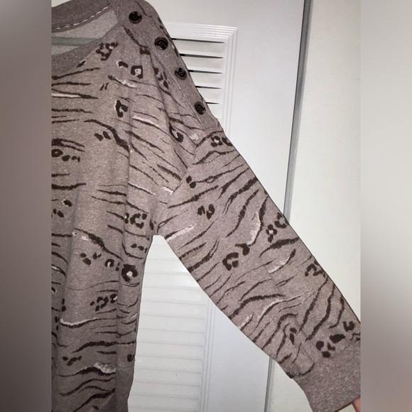 Democracy tiger print stripe top - Picture 5 of 11